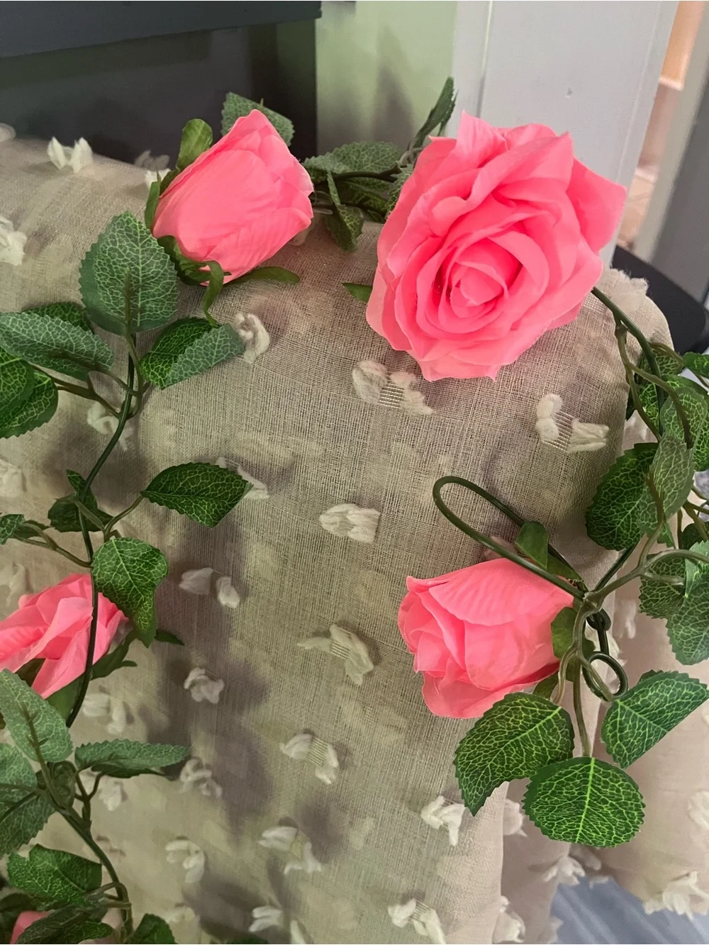 Vibrant Pink Artificial Rose Flowers Garland Vine